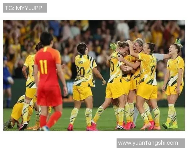 洒脱自由的足球明星展现无拘无束的魅力与激情